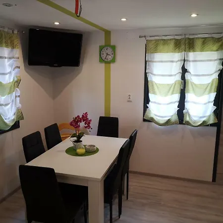 Apartma - Brunarica 4028 Catez ob Savi
